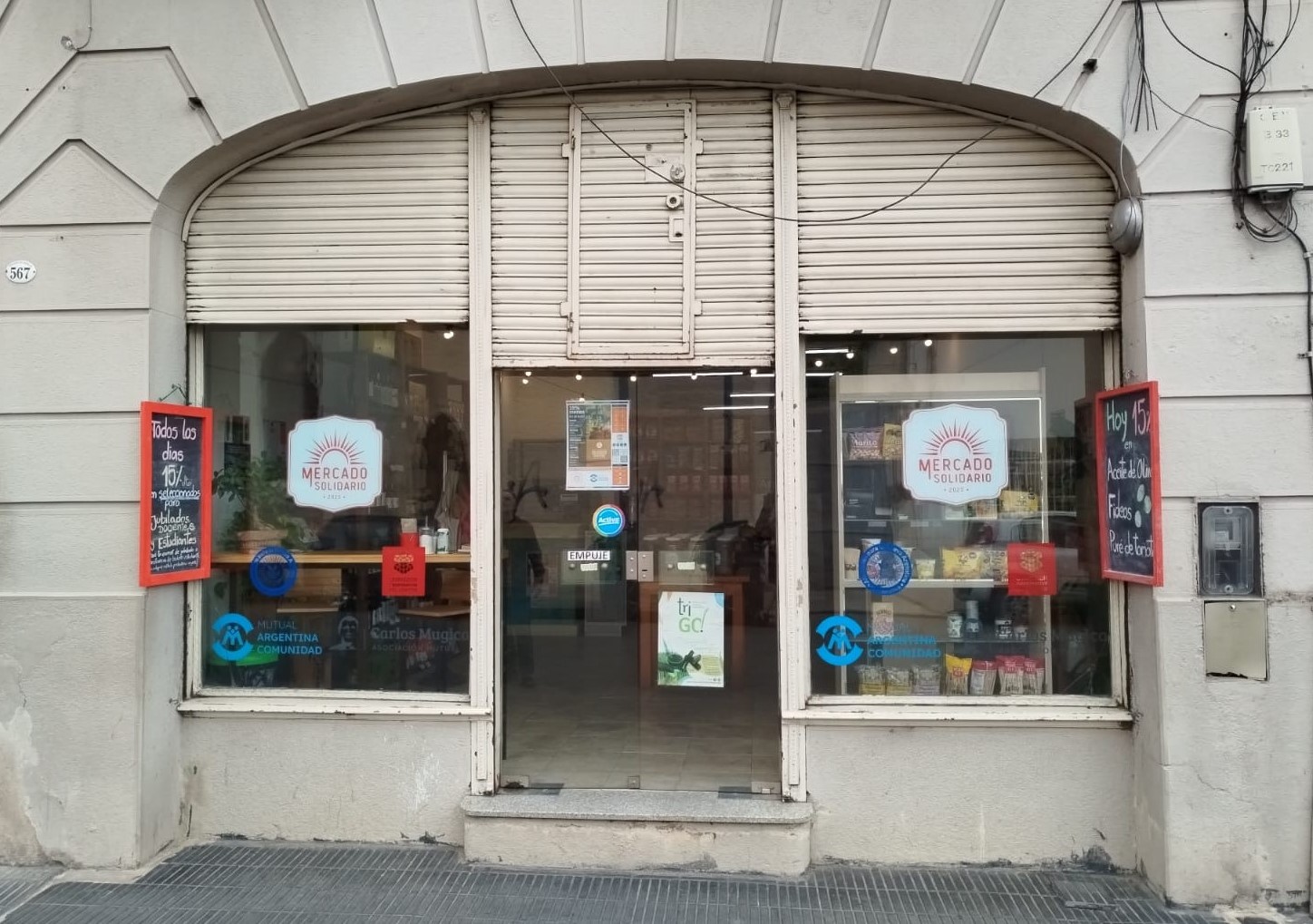 Inquieta presenta poesía, historia y degustaciones en la Noche de las Lecturas